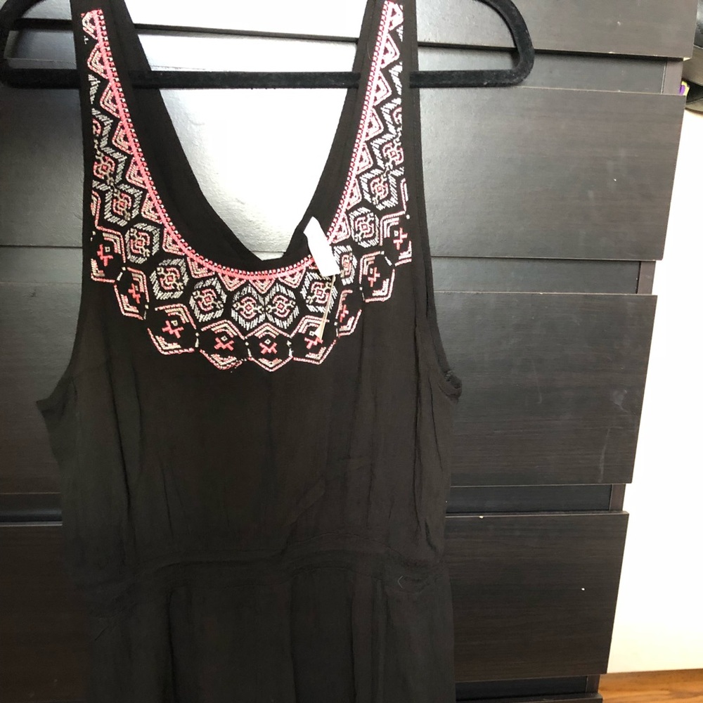 Aeropostale embroidered dress